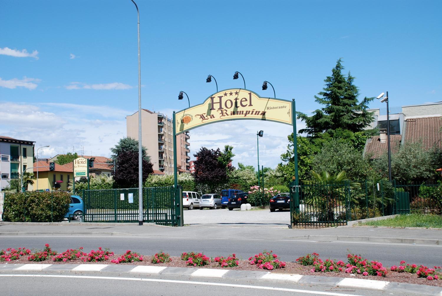 Hotel Ristorante La Rampina Вімодроне Екстер'єр фото