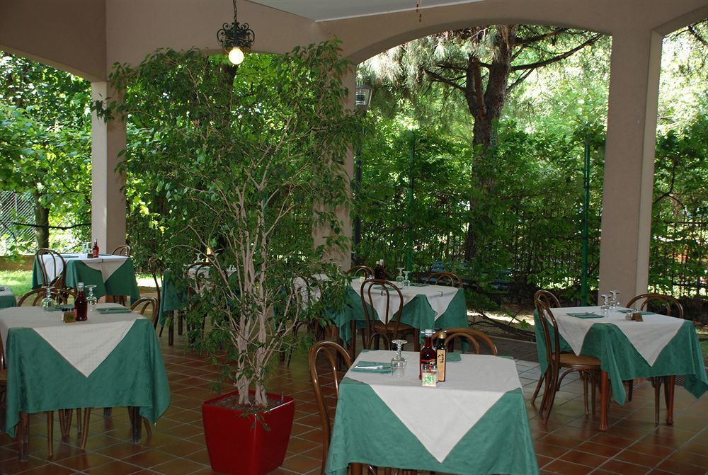 Hotel Ristorante La Rampina Вімодроне Екстер'єр фото